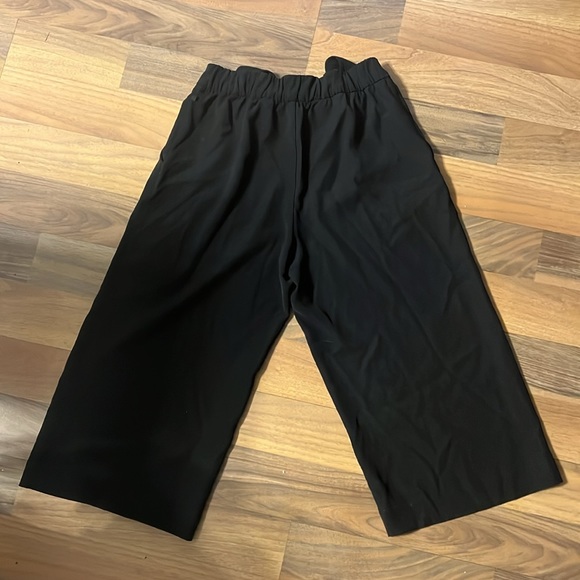Lululemon, black dress pants - Picture 3 of 3
